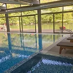 Waterside Ξενοδοχείο 3*