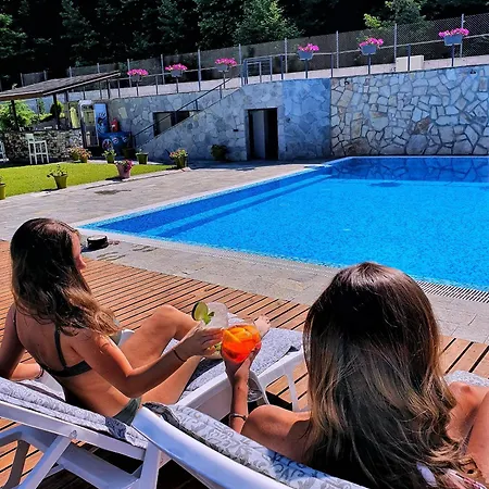 Waterside Хотел 3*