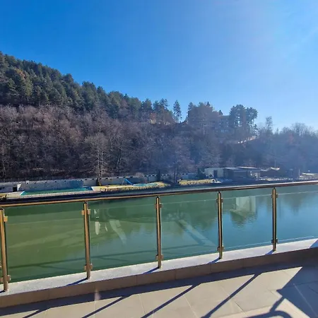 Waterside Огняново